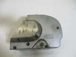 3. Suzuki GS 550 E Ritzelabdeckung Motordeckel links mit Kupplungsnehmer Kettens - Bild 1