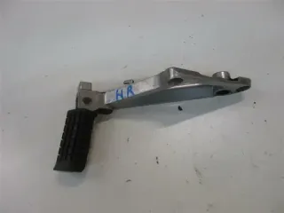 HONDA VF 750 S RC07 FUßRASTENHALTER MIT FUSSRASTE HINTEN RECHTS SOZIUSRASTE - Bild 2