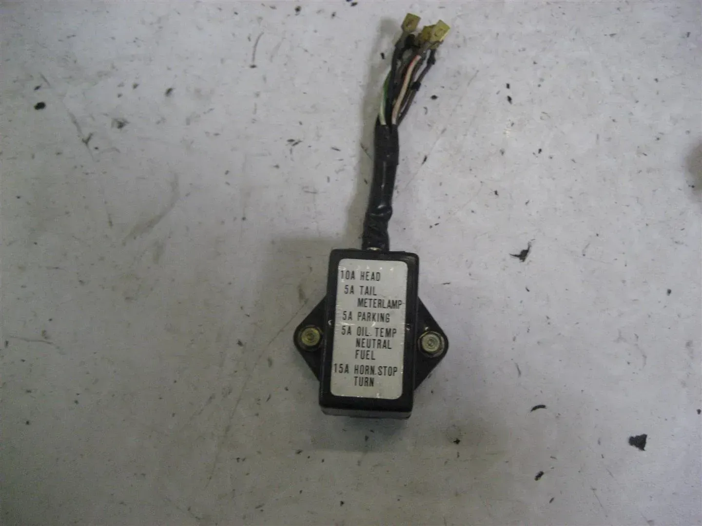 2. HONDA GL 1000 GL1 GOLD WING SICHERUNGSKASTEN SICHERUNGSBOX FUSE-BOX SICHERUNG - Bild 1