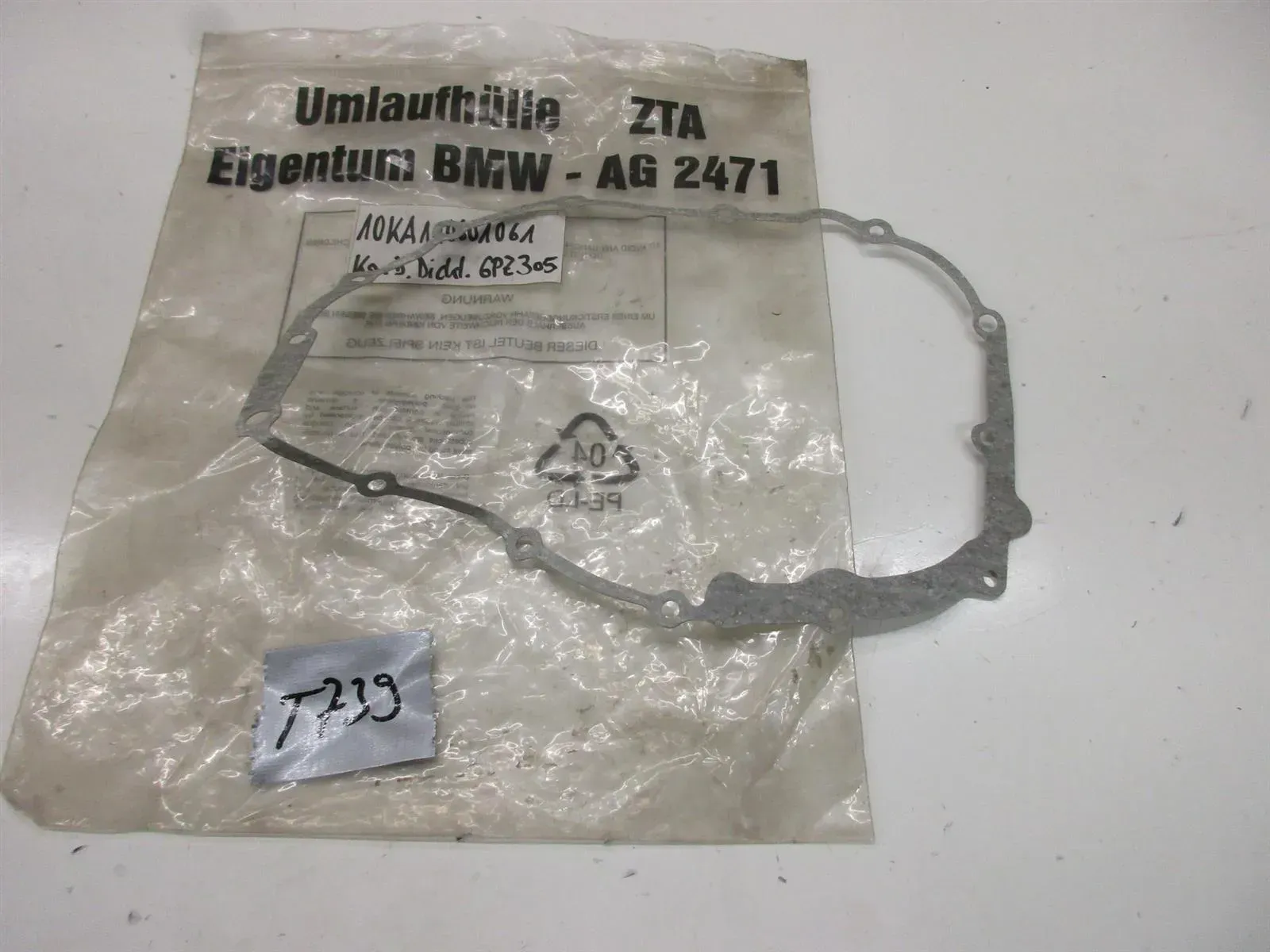 T739. Kawasaki GPZ 305 EX305A Dichtung Motordeckel Kupplungsdeckel Motor - Bild 1