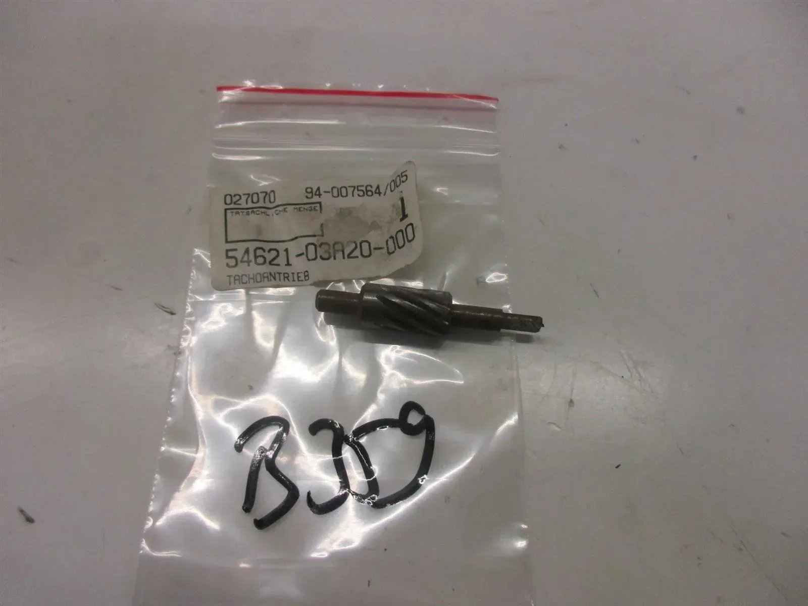 B359. Suzuki AH 50 CP 80 Tachoantrieb Tacho Tachowelle Antrieb 54621-03A20 - Bild 1