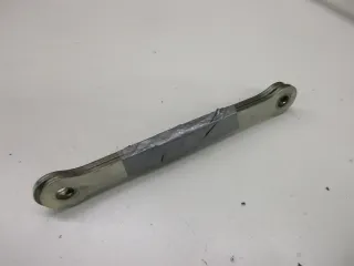 W476. Kawasaki ZX-10 R Federbeinumlenkung Halter Aufnahme Schwinge Stoßdämpfer - Bild 2