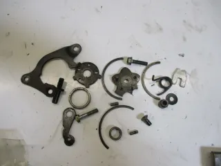 6. Honda CB 900 F_F2 Bol d`Or SC 01 Getriebe (4) Kleinteile Schaltklauen Federn - Bild 2