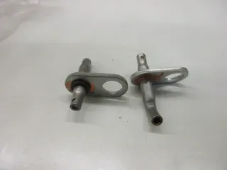 B161. Suzuki GSX 1300 R GSX-R 750 Düse links Motor Zylinder Kolben 11390-34E10 - Bild 3