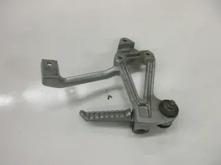 4. Kawasaki GPX 600 R ZX600A Fußraste hinten links Soziusraste Fussrastenhalter - Bild 3