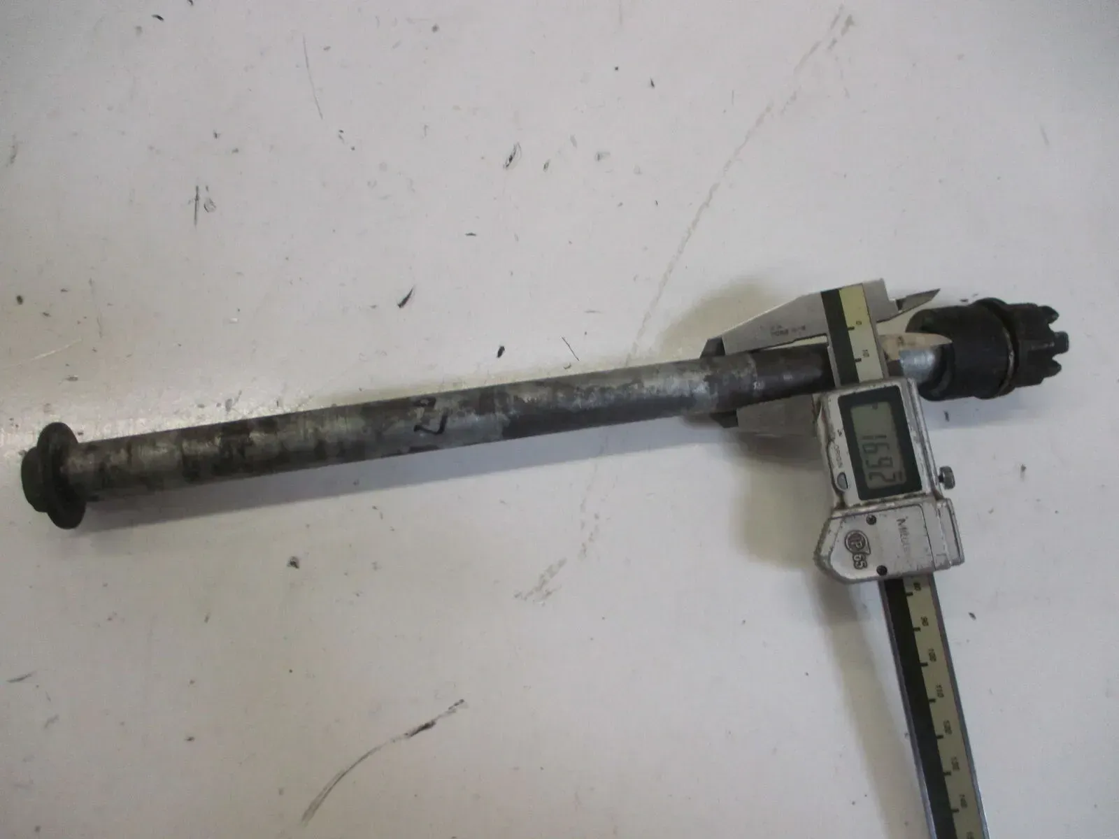 1. Kawasaki EN 500 EN500A Steckachse (2) Achse 17 mm hinten axle rear - Bild 1