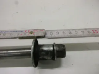 1. Suzuki GS 550 M Katana Steckachse vorne Achse 15 mm Vorderrad Felge axle - Bild 2