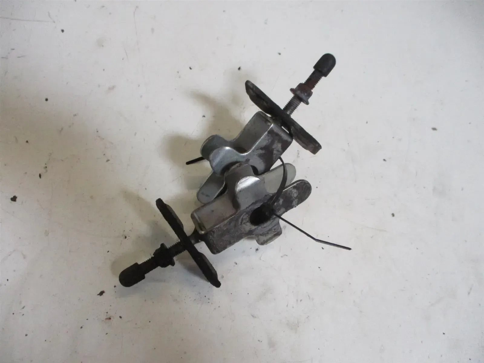 Kettenspanner Antriebskettenspanner 3. Suzuki GSX 750 F GR 78 rechts links - Bild 1