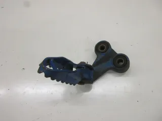 1. Suzuki DR 600 R SN 41 A Fußraste 1 vorne links Fußrastenhalter Fußrastenbrück - Bild 4