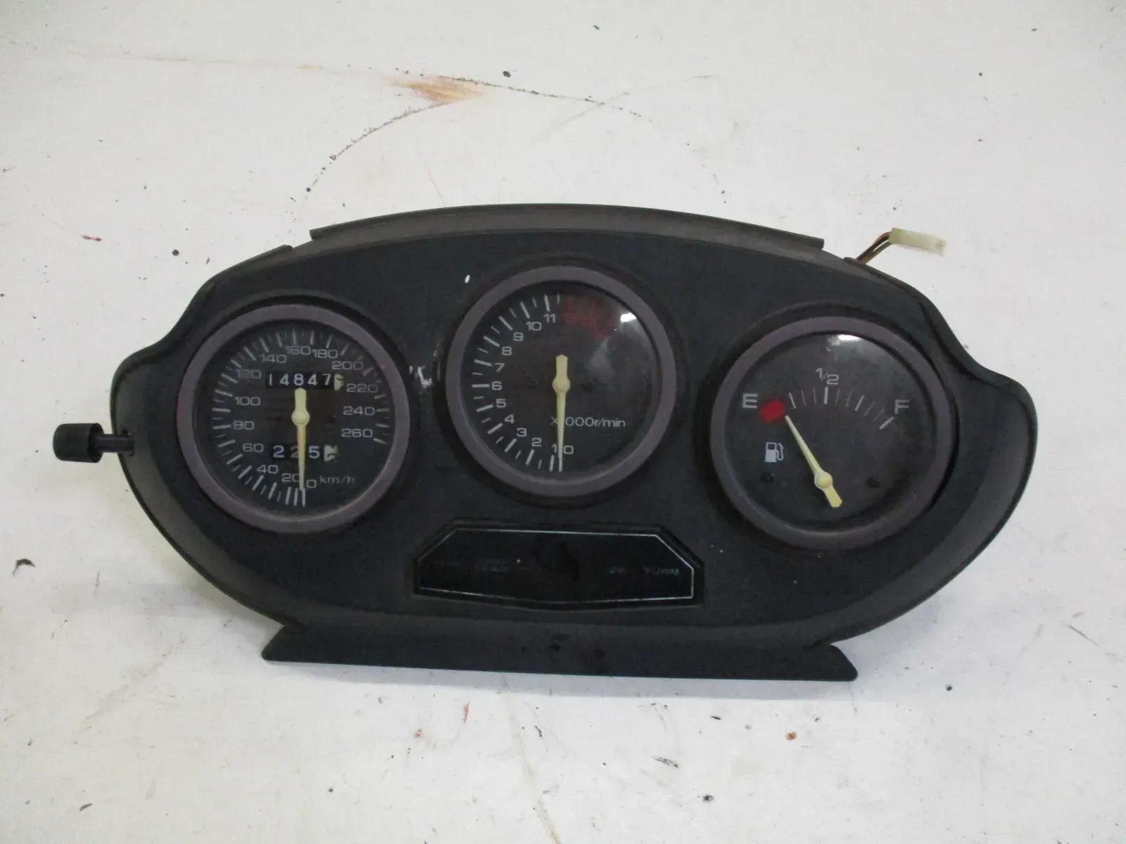 Tacho 14847 km Cockpit 8. Suzuki GSX 600 F GN72B Kombiinstrumente Armaturen Inst - Bild 1