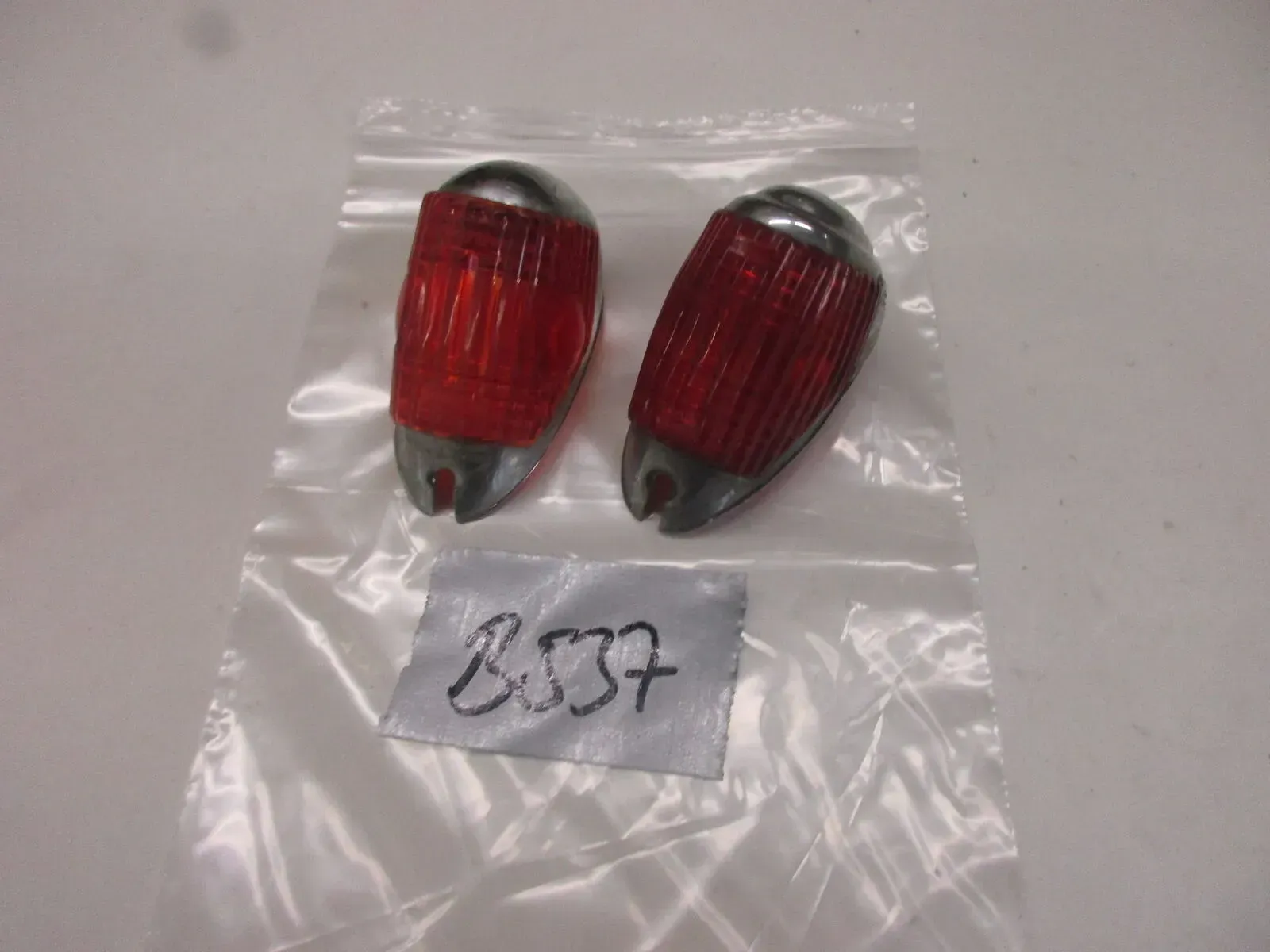 B537 Seitenblinker Blinker Blinkergehäuse Oldtimer Hella K22728 Opel Blitz Ford - Bild 1
