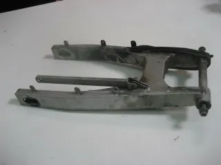 1. HONDA CBR 1000 F SC21 SCHWINGE HINTERRADAUFHÄNGUNG FELGE HINTEN SWINGARM - Bild 2