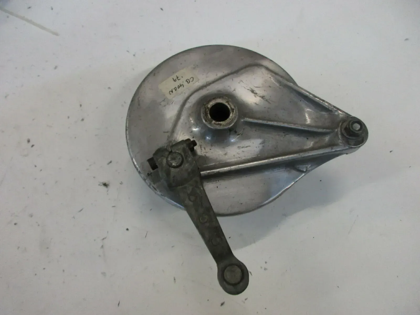 O1. Honda CB 400 N_T Bremstrommel hinten silber Trommelbremse Bremse brake drum - Bild 1
