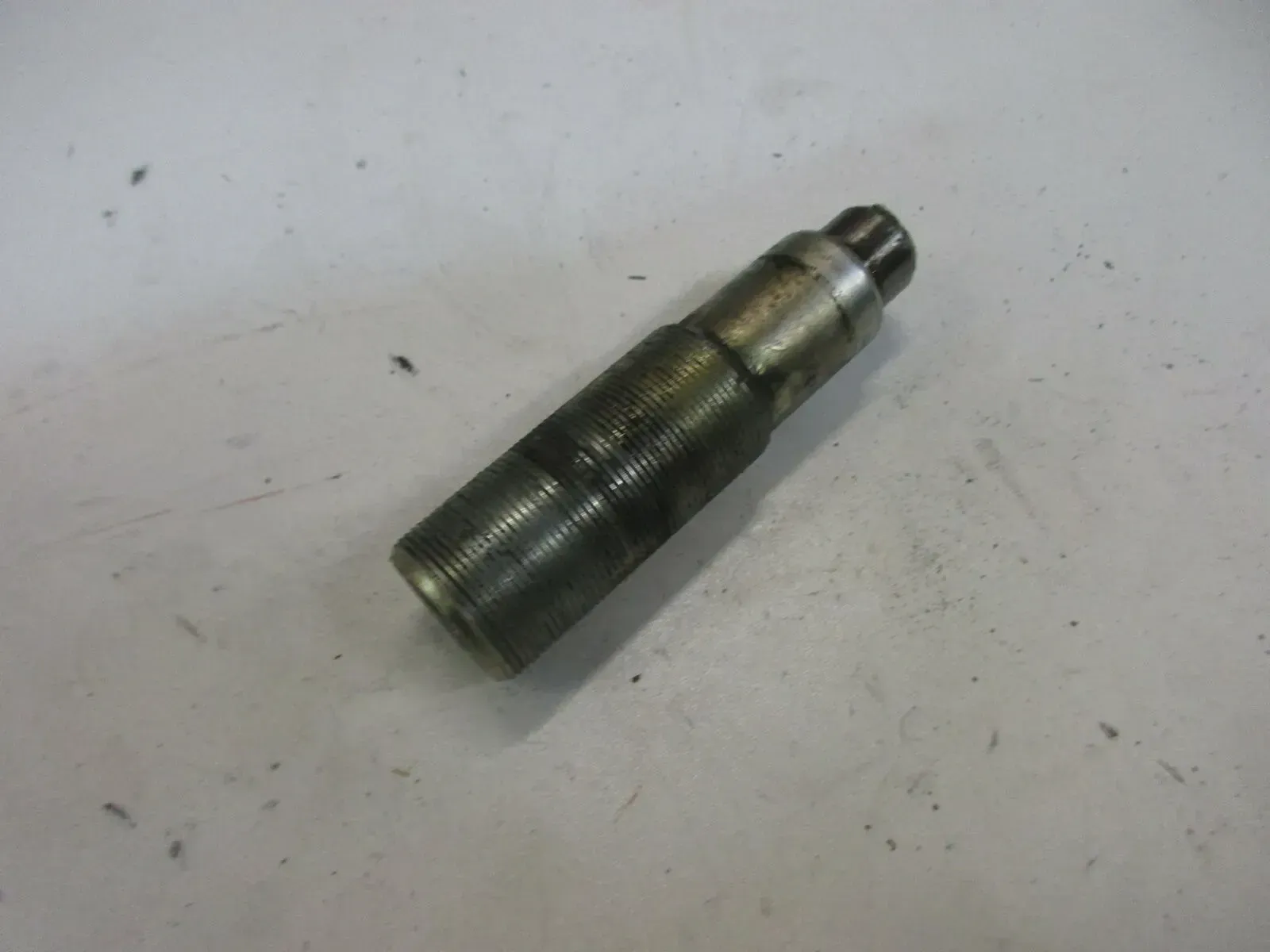 Honda VF 750 F RC15 Schraube Bolzen Achse Stift Rahmen Motor Bolt Axle - Bild 1