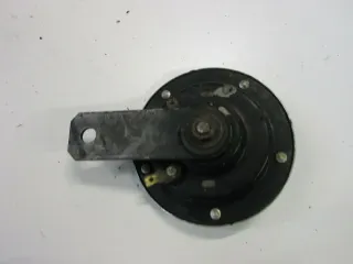 O. Suzuki GR 650 Tempter GP 51 A Hupe mit Halter Horn Signal - Bild 2