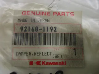R1017 Kawasaki GPZ 600 R ZX600 Dämmung Reflektor 92160-1192 Dämpfer - Bild 4