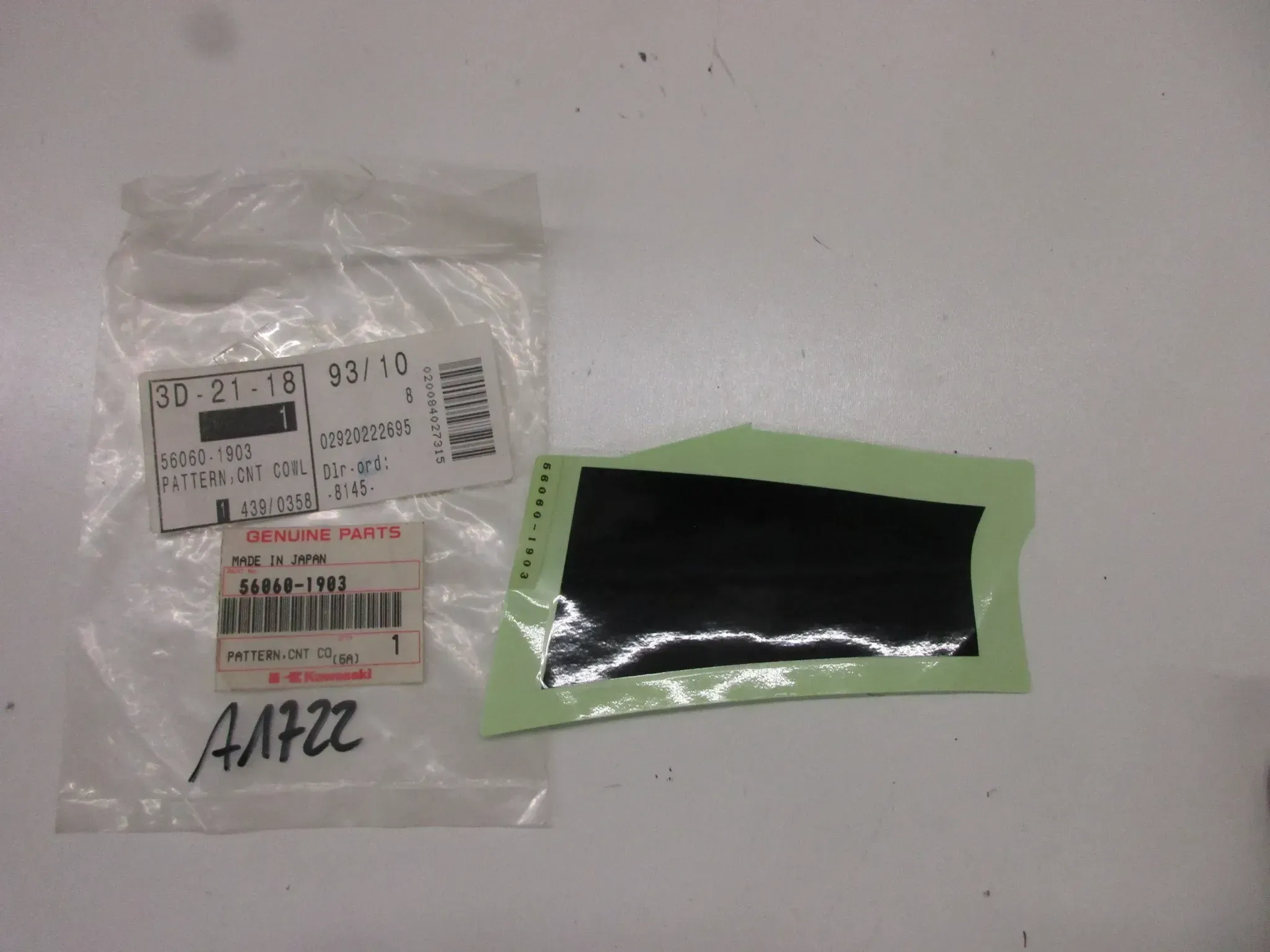 A1722 Kawasaki ZZR 550 ZX500 Aufkleber Verkleidung Emblem 56060-1903 Dekor Original - Bild 1