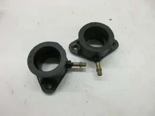 R226. Kawasaki Z 550 LTD KZ550 Ansaugstutzen Vergaser Vergaserstutzen Gummi - Bild 2
