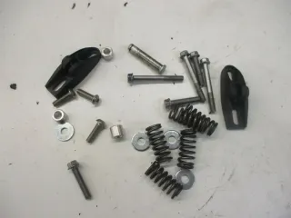 Yamaha YZF-R6 RJ03 Kleinteile Schrauben Kupplungsfedern Konvolut - Bild 1