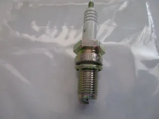 R1862 NGK D8EV BMW Kawasaki Zündkerzen Ø 12 mm Motor - Bild 2