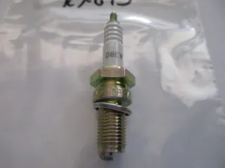 R1849 NGK D8EV BMW Kawasaki Zündkerzen Ø 12 mm Motor - Bild 3