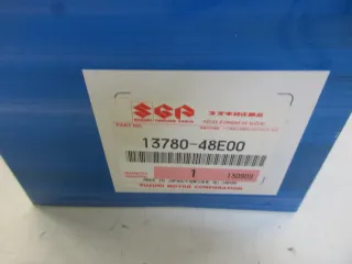 E73. Suzuki VZ 800 Marauder Ersatzfilter 13780-48E00 Luftfilterkasten Filter air box - Bild 5