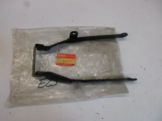 E29. Suzuki GS 400 Fenderhalter Halter 63120-45000 Rahmen Fender hinten - Bild 3