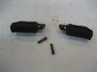 1. GILERA EAGLET 50 TYP 503 FUßRASTE HINTEN RECHTS LINKS MIT BOLZEN - Bild 1