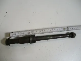 2. Suzuki GN 125 NF41A Steckachse Achse hinten 15 mm Axle rear - Bild 3