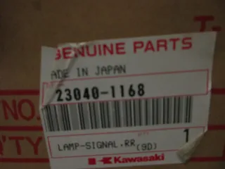 A898 Kawasaki GPX 600 R Blinker hinten Original links 23040-1168 turn signal - Bild 5