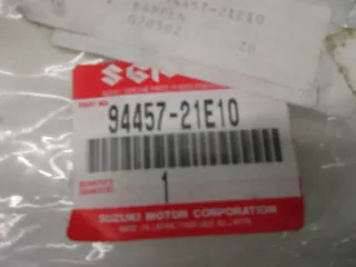 E1597. Suzuki RF 600 R Spritzschutz Gabel 94457-21E10 Verkleidung Blende cover - Bild 4
