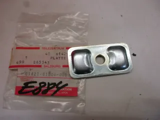 E884. Suzuki GS 500 F Platte Kettenspanner 61421-01D00 Justierung Adapter Kette - Bild 1