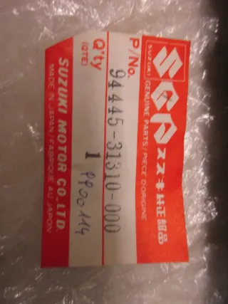 E143. Suzuki GSX 750 EF_ES Verkleidung Abdeckung 94445-31310-000 Kanzel vorne - Bild 4