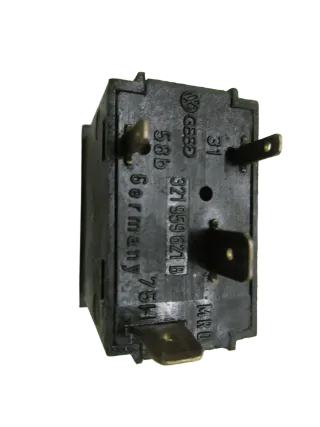 Q1383 VW Passat 32 B Schalter 321959621B Heckscheibe Heizung Elektronik - Bild 4