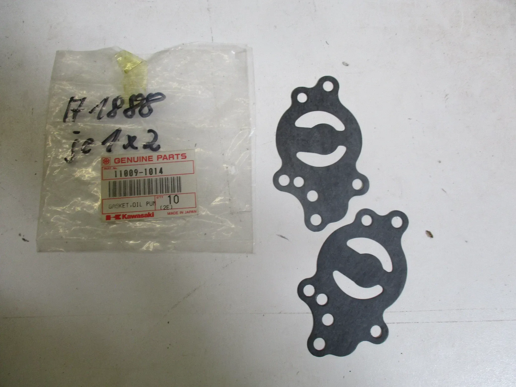 A1888 Kawasaki VN 750_KLF 300 Ölpumpendichtung 11009-1014 gasket - Bild 1