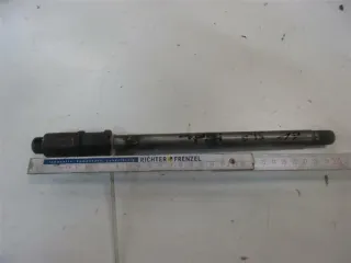 1. HONDA VF 750 S RC07 STECKACHSE HINTEN ACHSE HINTERRAD AXLE WHEEL FELGE BOLZEN - Bild 1
