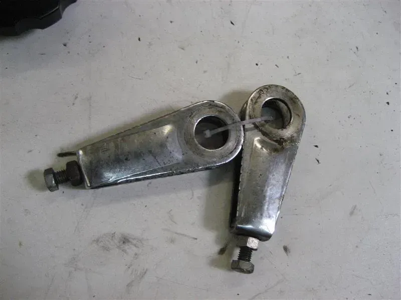 1. HONDA CB 750 K_KZ RC01 KETTENSPANNER RECHTS LINKS ANTRIEBSKETTENSPANNER - Bild 1