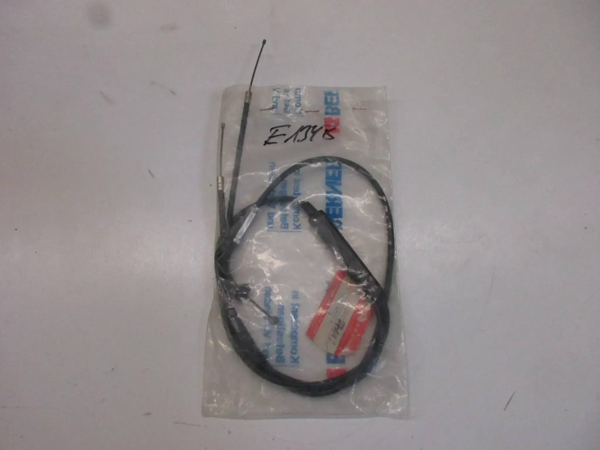 E1348 Suzuki RV 90 Van Van Gaszug Gaszugseil 58300-27112 bowdenzug throttle - Bild 1