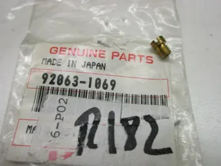 R182. Kawasaki KLR 250 KZ 750 Schraube Einstellschraube Vergaser 92063-1069 - Bild 1