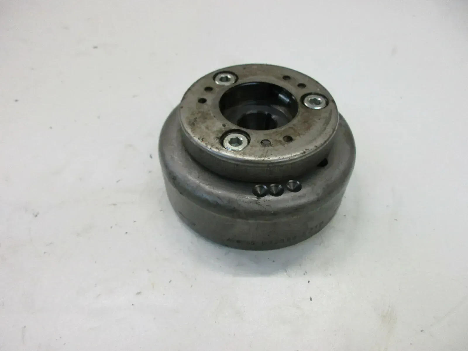O1. Kawasaki GPZ 305 EX305A Lichtmaschine Rotor Polrad Freilauf 032000-3210 - Bild 1
