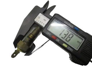 2. Yamaha FZS 600 Fazer RJ 02 Kühlersensor Thermostat Wasser - Bild 2
