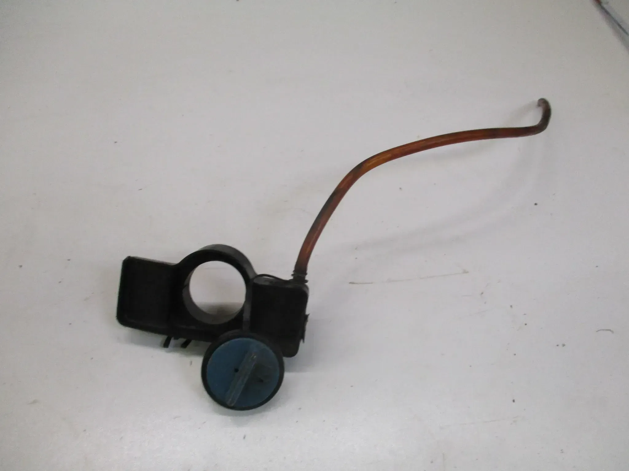 3. Honda GL 1100 SC02 Goldwing Tankdeckel mit Verkleidung Tankverschlußdeckel - Bild 1