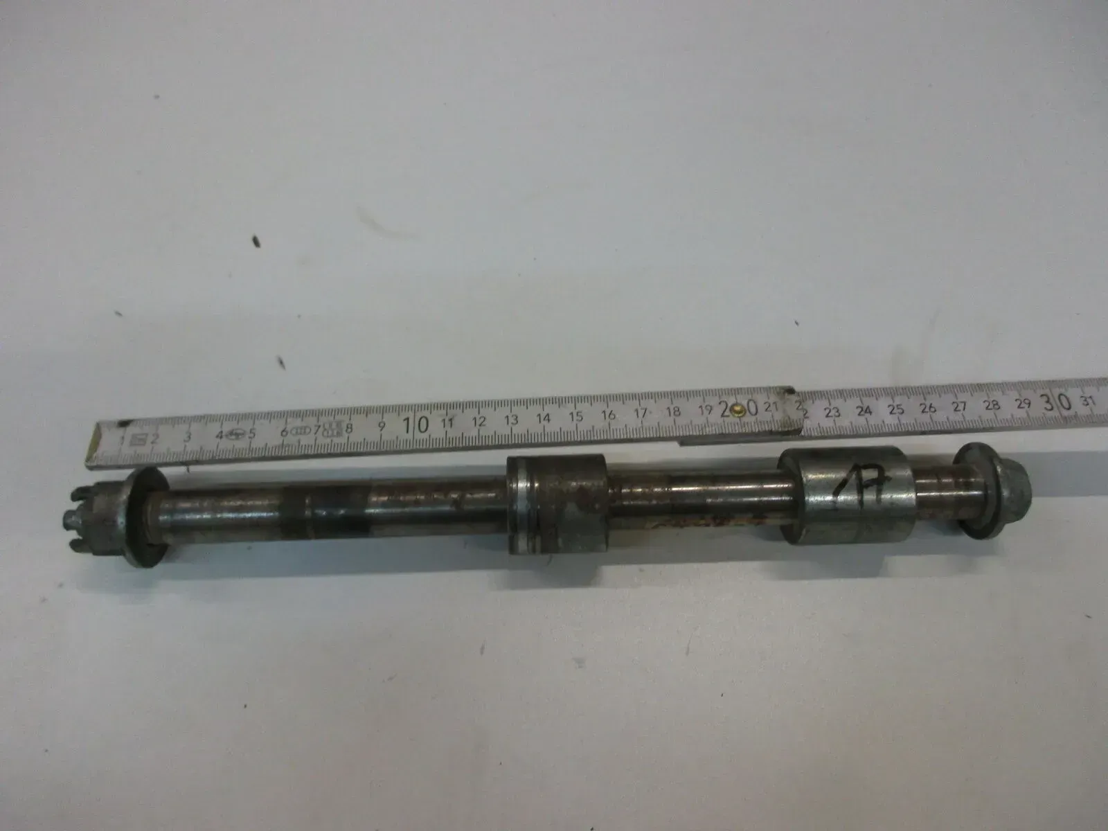 O. Honda CJ 250 T Steckachse hinten Achse Hinterrad Felge axle wheel - Bild 1