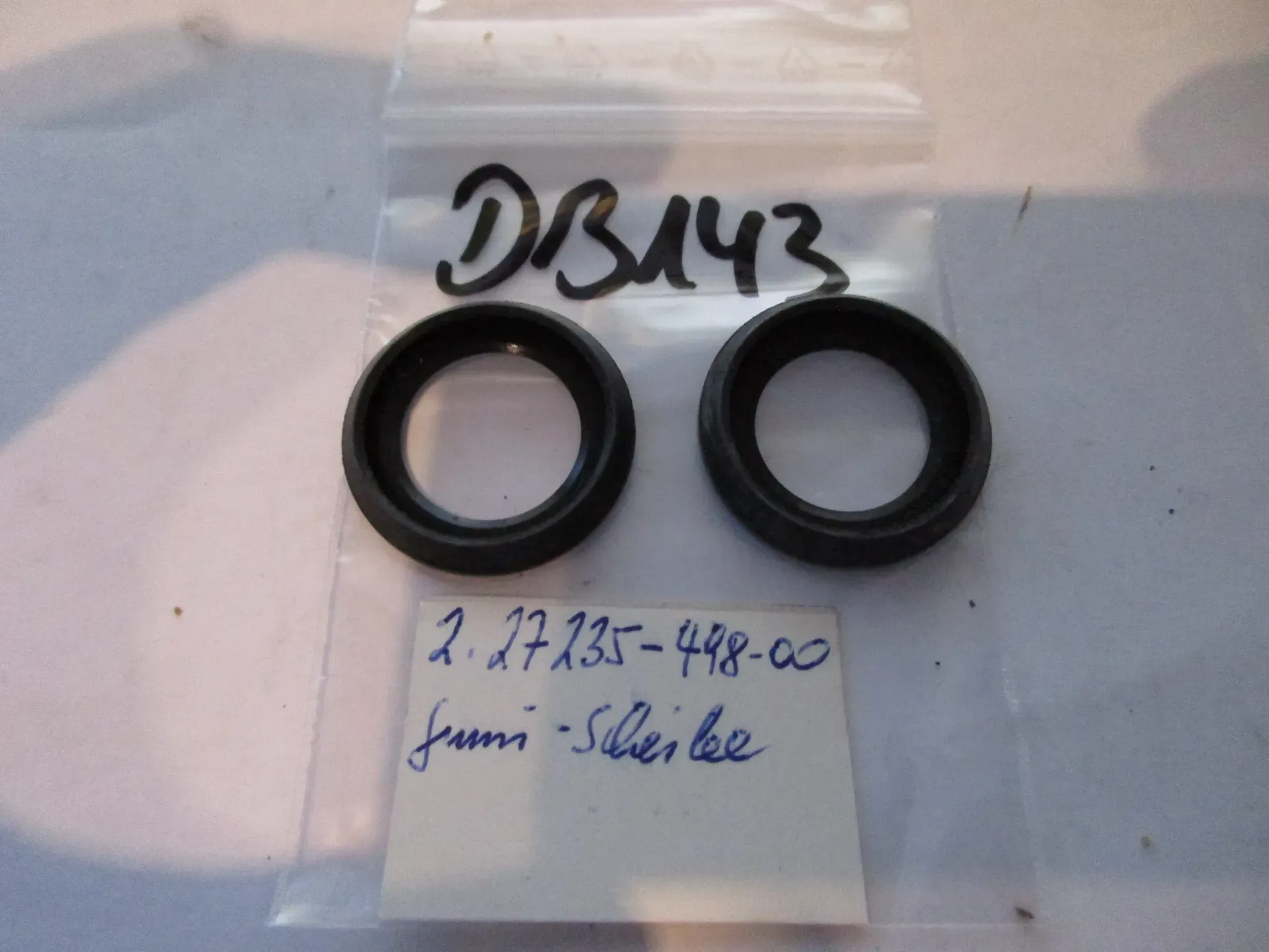 D3143 Yamaha XT 500 Dichtung Bremspedal 498-27235-00 Fußbremshebel seal - Bild 1