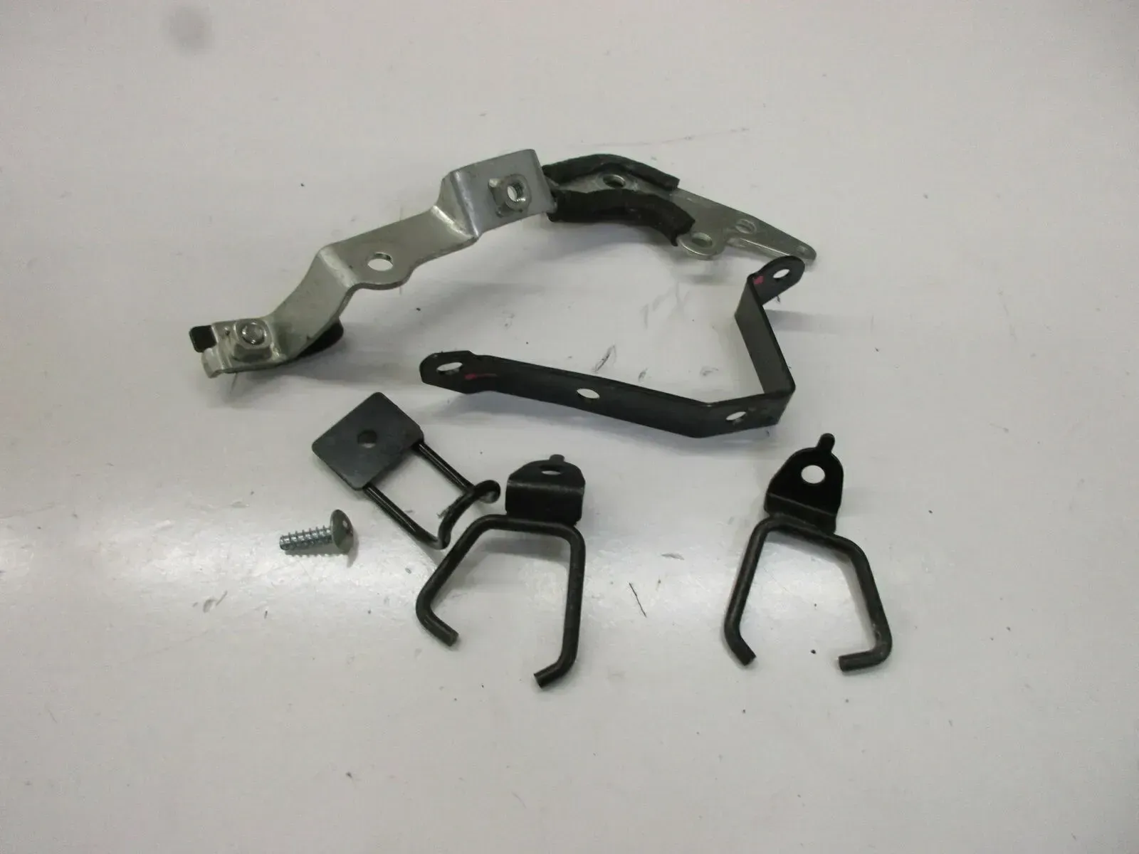 Kawasaki ER-6 F ABS EX650E Halter Führungen Bremsschlauch Kabelführung Kabel - Bild 1