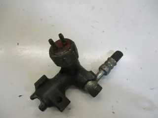5. Honda CB 900 F_F2 Bol d`Or SC 01 Bremslichtschalter vorne Verteiler Bremsleit - Bild 2