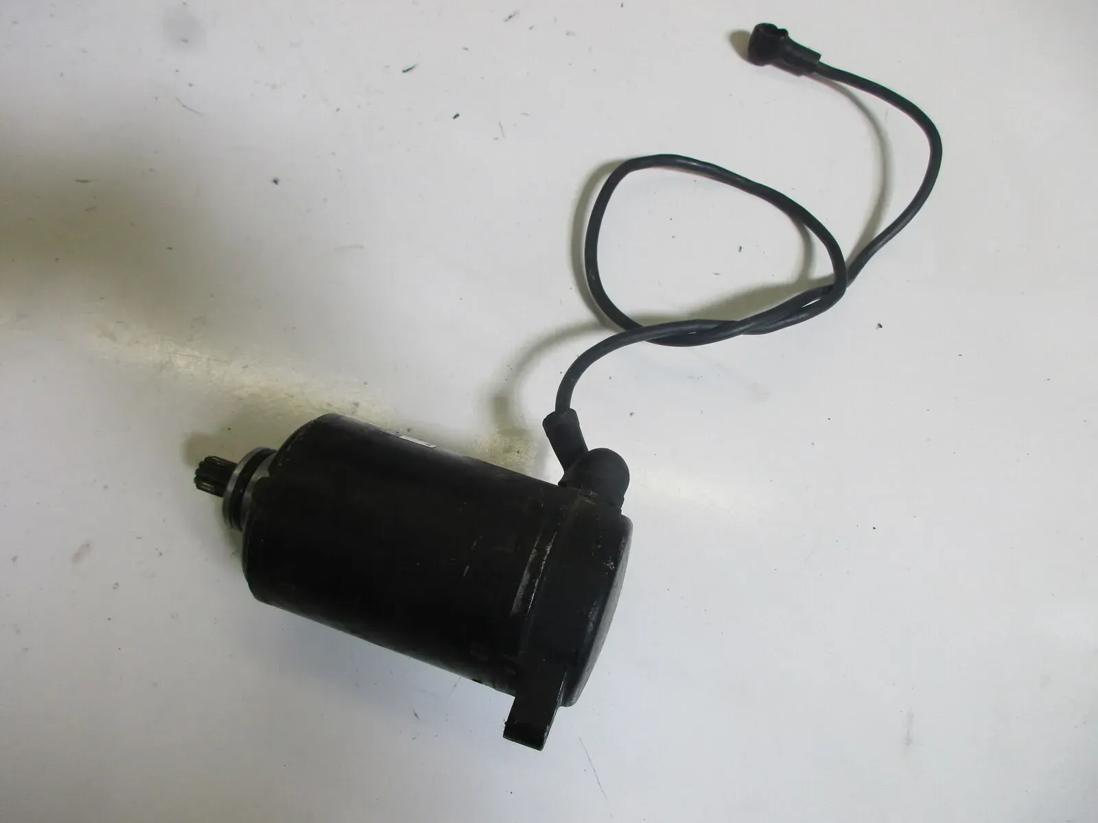 2. Kawasaki GPX 750 R ZX 750 F Anlasser Starter Motor Elektromotor 21163-1094 - Bild 1