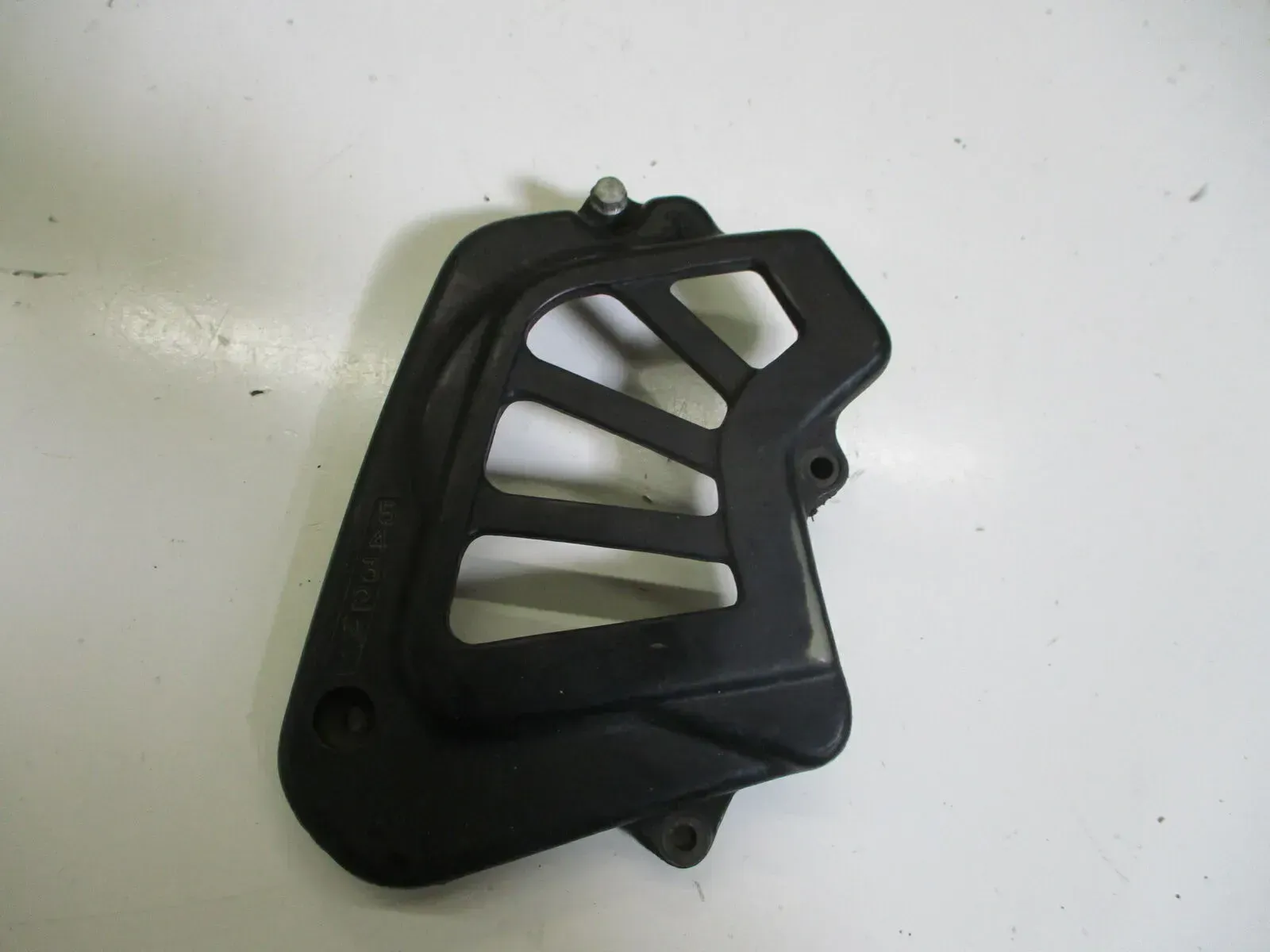2. Suzuki DR 600 R SN41A Dakar Ritzelabdeckung Motordeckel links Kettenschutz - Bild 1