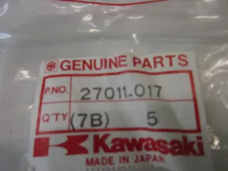 K427 Kawasaki KH 500 Z 250 Bremslichtschalterfeder Feder hinten spring 27011-017 - Bild 3