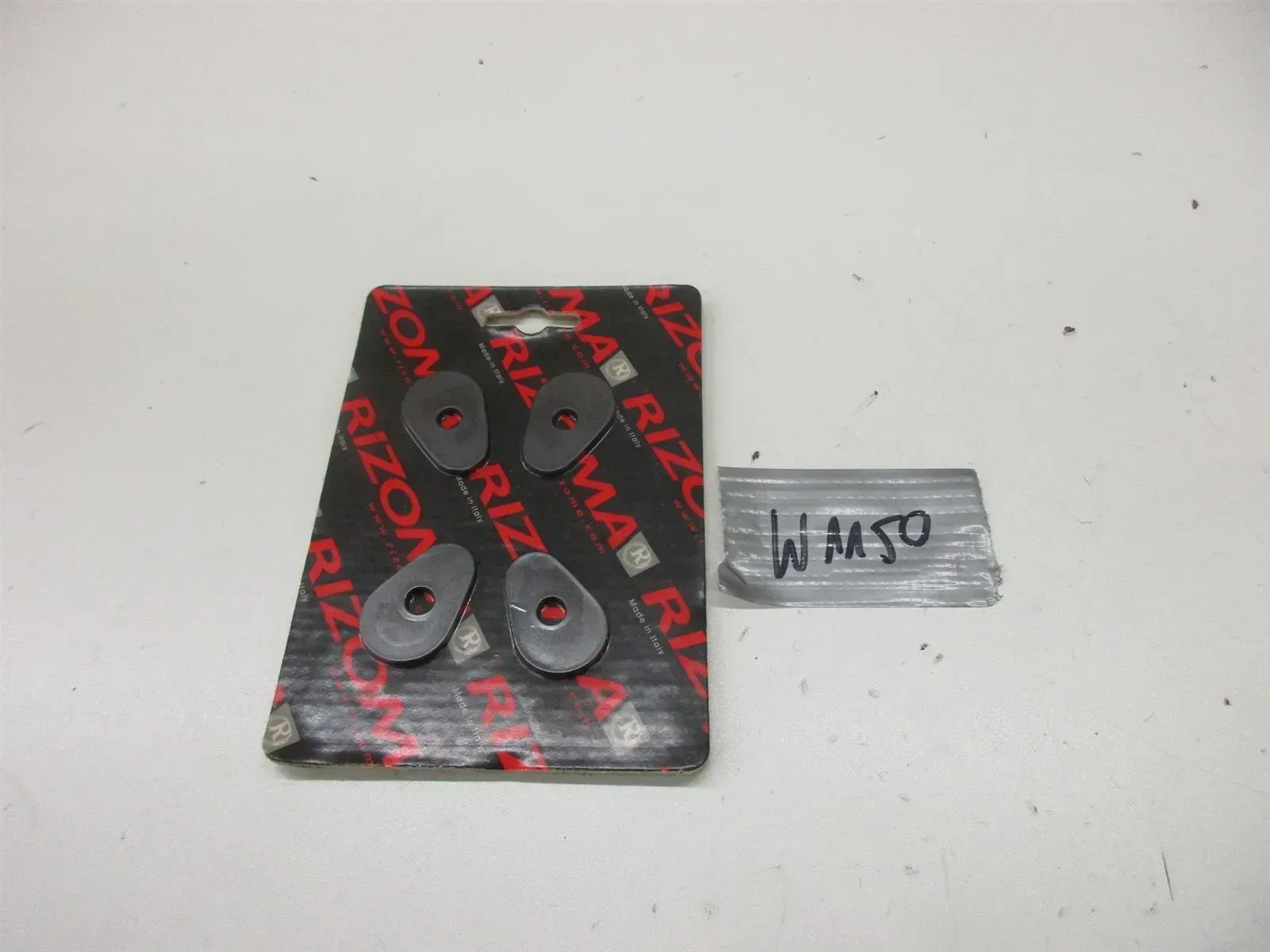 W1150. Ducati Suzuki Yamaha Blinkeradapter mini Adapterplatten Rizoma FR212B - Bild 1